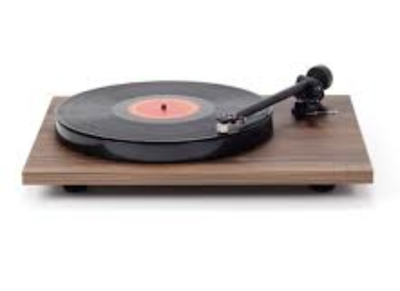 Rega Planar 1 turntable